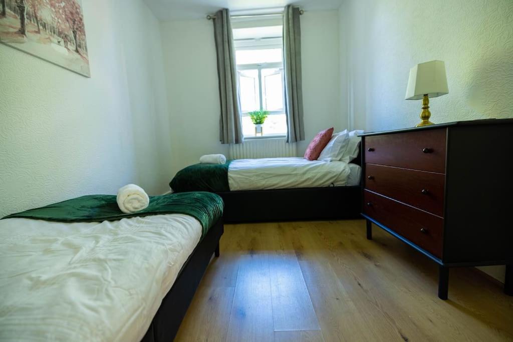 Pristine 3 Beds Hackney E9 Apartment London Bagian luar foto