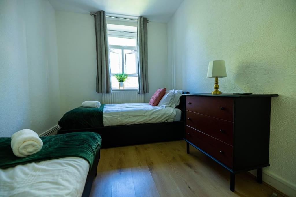 Pristine 3 Beds Hackney E9 Apartment London Bagian luar foto