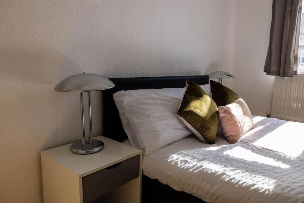 Pristine 3 Beds Hackney E9 Apartment London Bagian luar foto